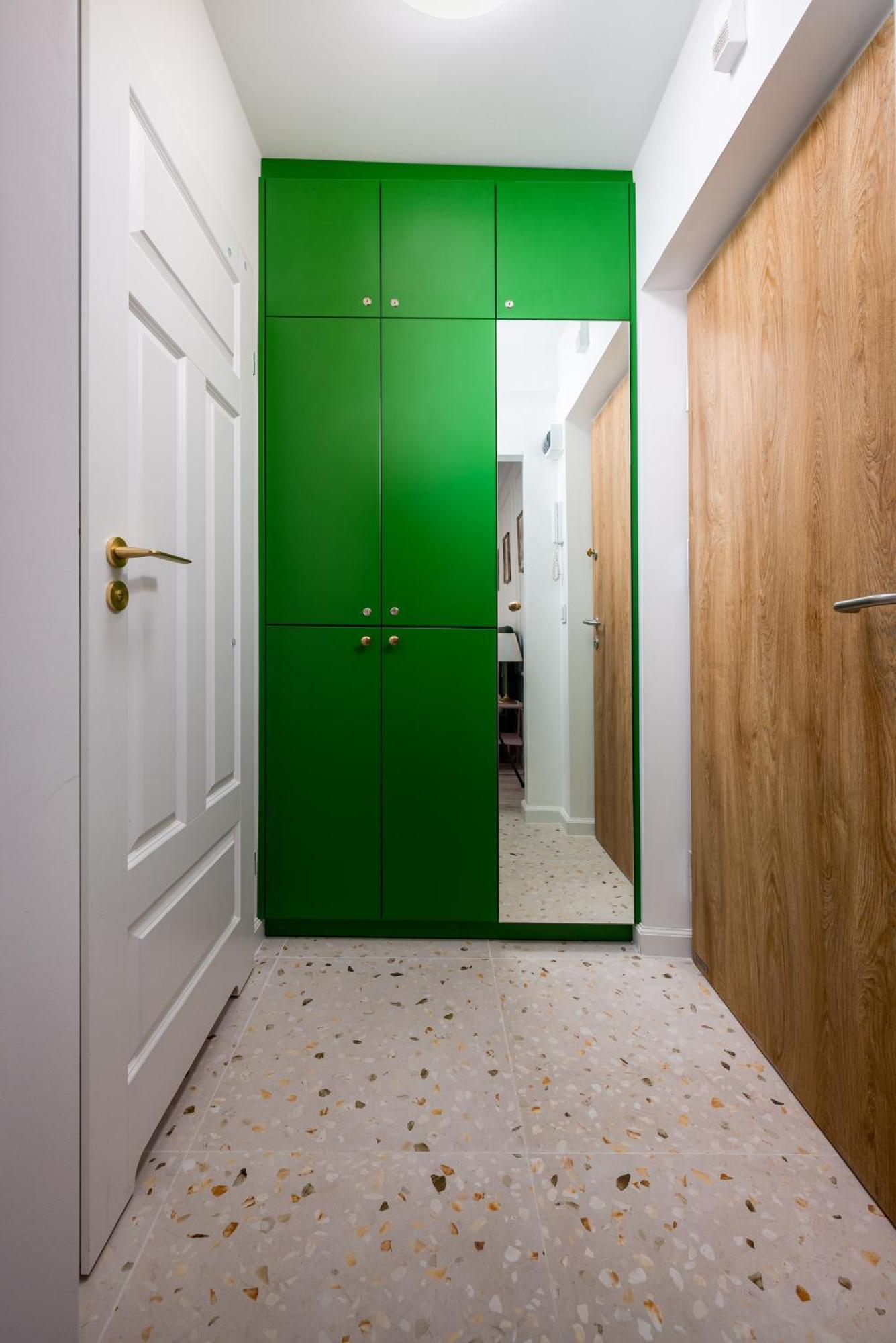Lovely Downtown Studio At Most Lively Hoza Street, Discover Warsaw On Foot Exterior photo