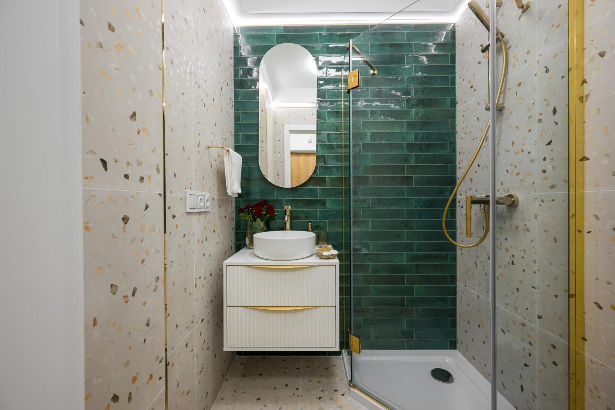 Lovely Downtown Studio At Most Lively Hoza Street, Discover Warsaw On Foot Exterior photo