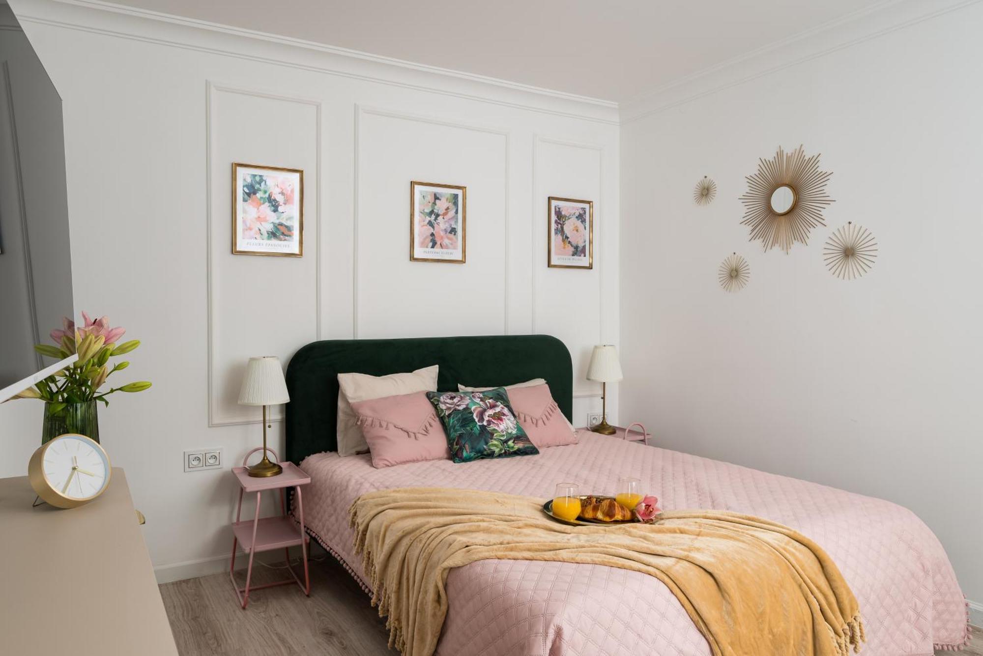 Lovely Downtown Studio At Most Lively Hoza Street, Discover Warsaw On Foot Exterior photo